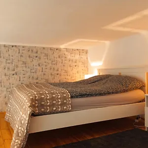 cozy-studio-in-central-budapest-near-ruined-bars.inbudapesthotels.com/